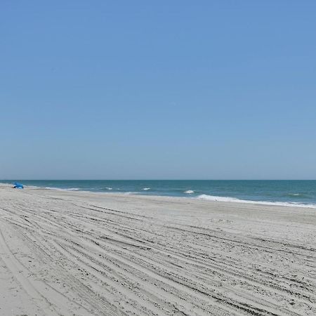 Coastal Condo On Beach With Community Pool Access! Myrtle Beach Exterior foto